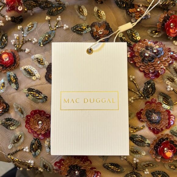 Mac Duggal NWT Elegant Floral Embroidered Long Sleeve Whimsical Maxi Tan Gown 12 - Picture 11 of 16